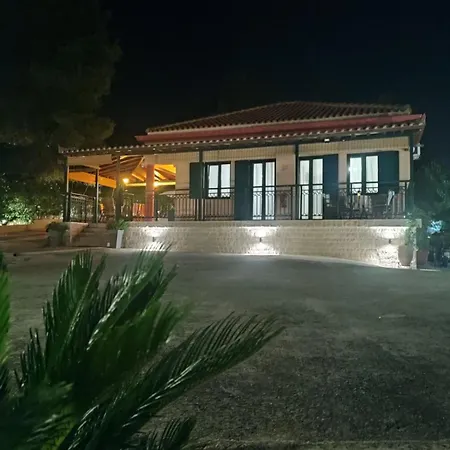 Skopelos Diamantis & Chrisi