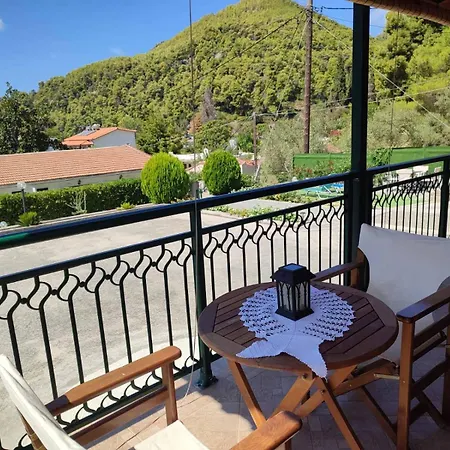 بيت للعطل Skopelos Diamantis & Chrisi Agnontas