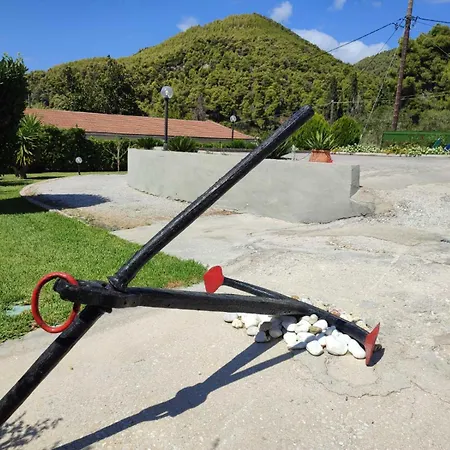 بيت للعطل Skopelos Diamantis & Chrisi Agnontas